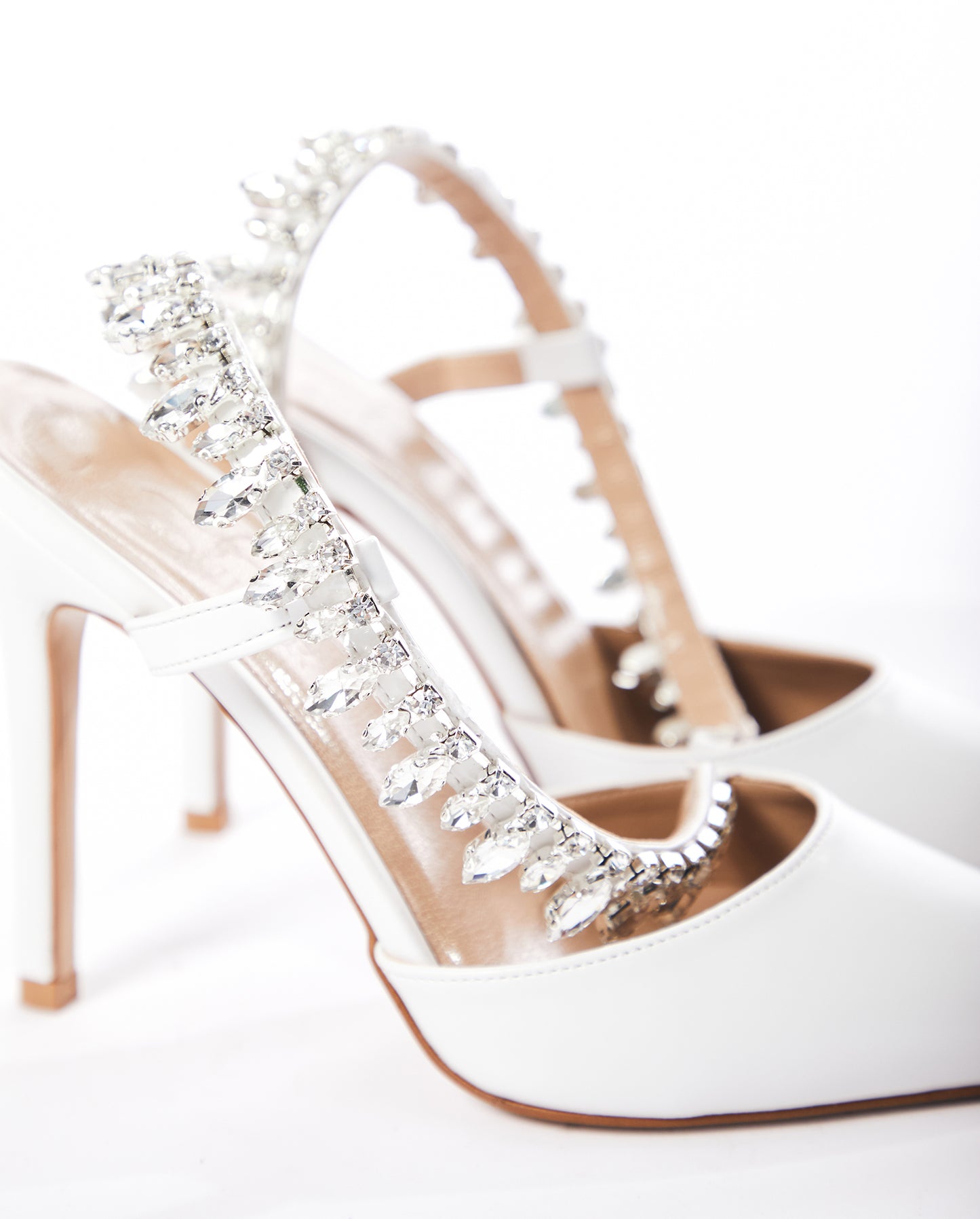 LE-23 White Crystal