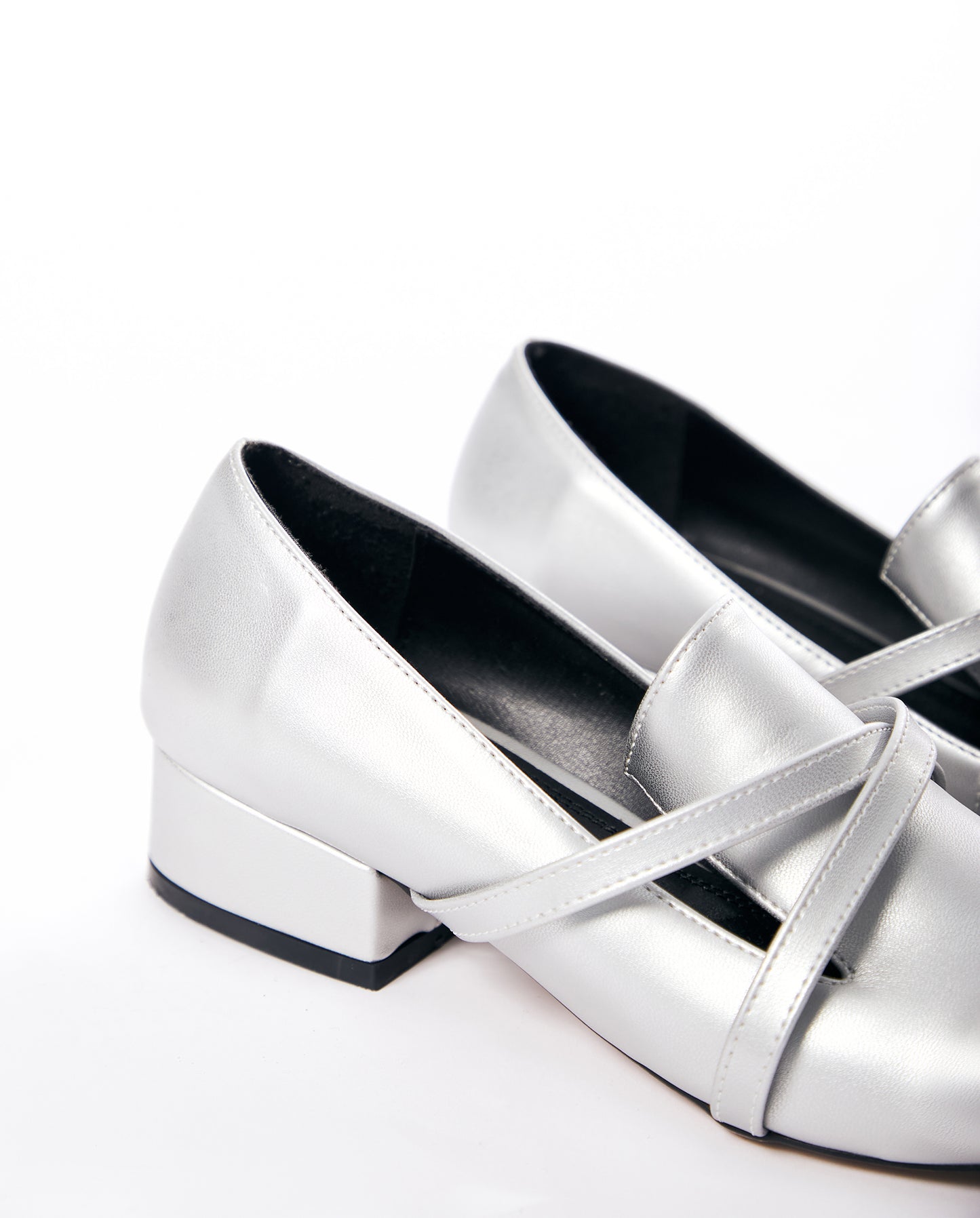 LE-17 Silver Block Heel