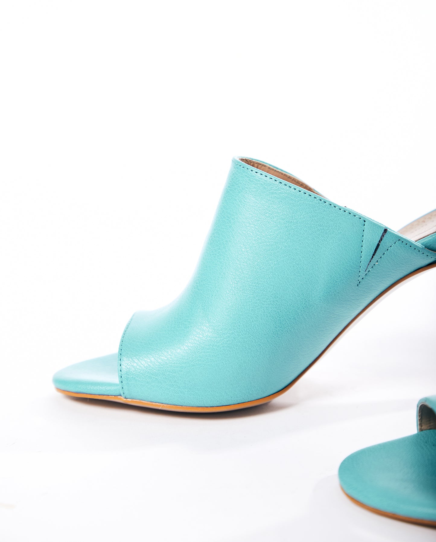 LE-15 Turquoise