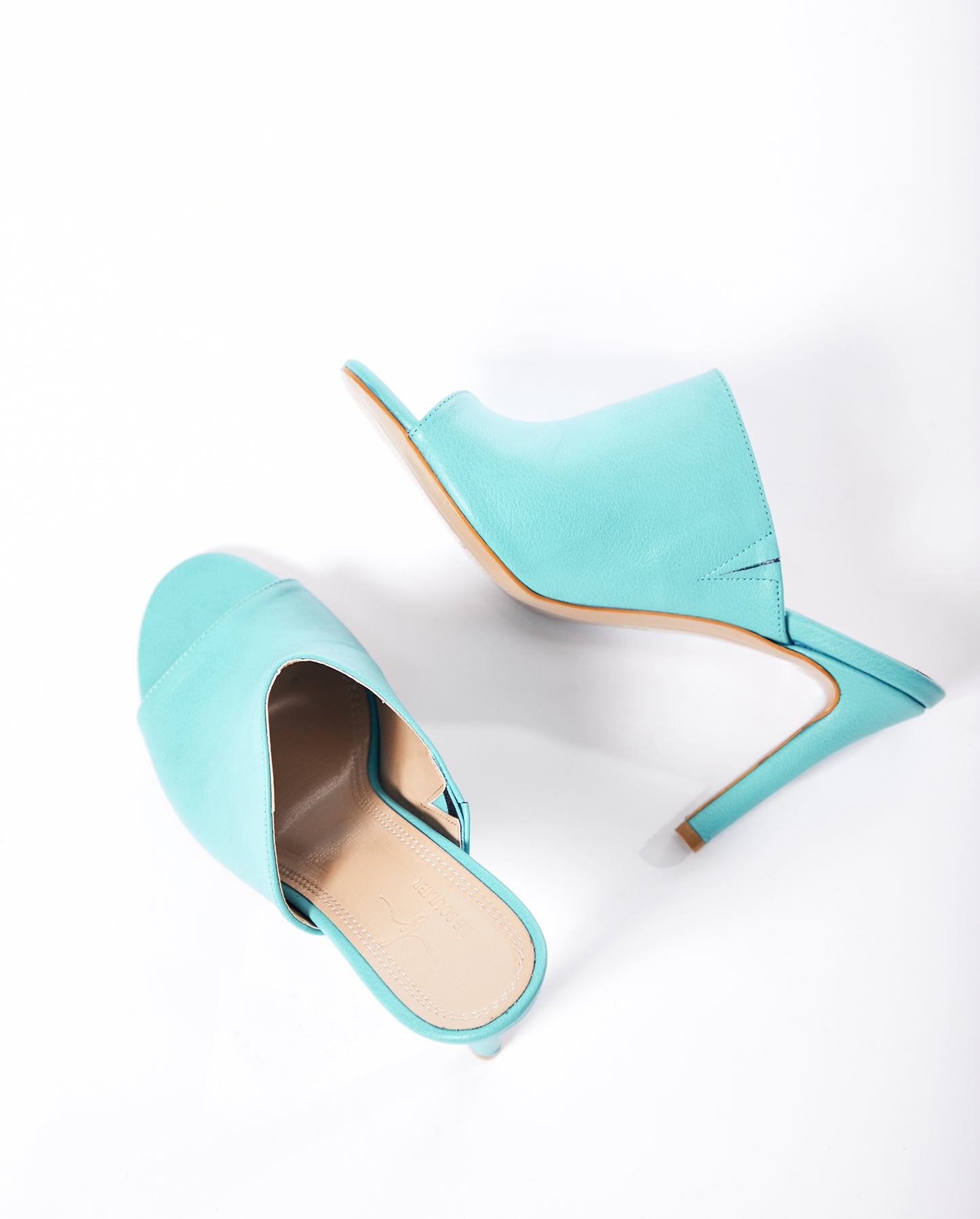 LE-15 Turquoise
